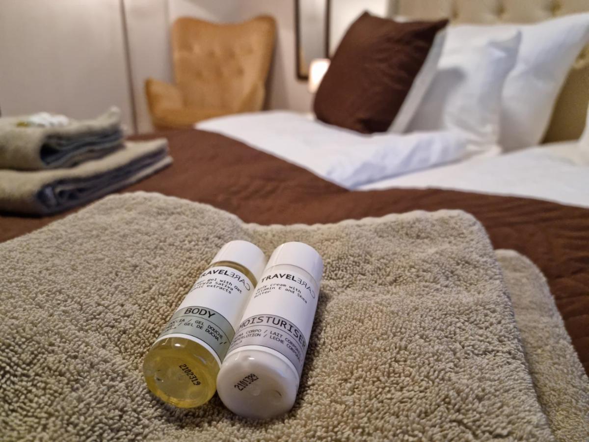 Charysma - Weserufer, Stylish, Schlafzimmer Mit Smart-Tv, 2 Parkplaetze Hamelin Esterno foto